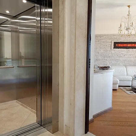 Apartment Residenza Il Carmine Con Parcheggio